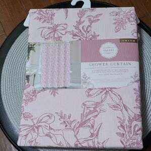 🎀Valeri Bows & Floral Shower Curtain